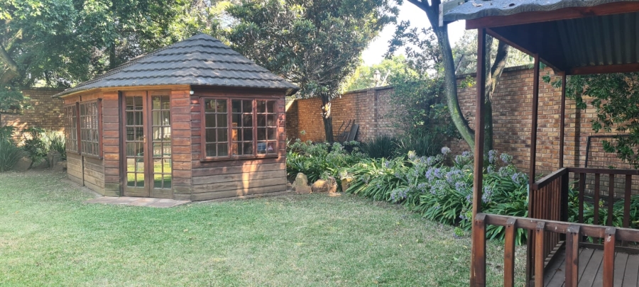 3 Bedroom Property for Sale in Selcourt Gauteng