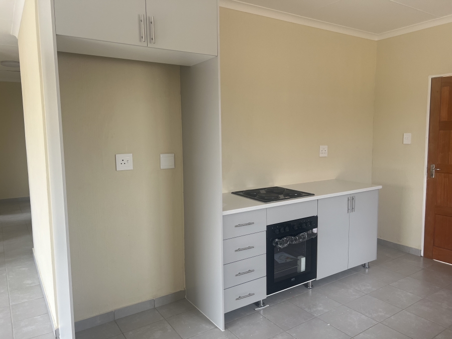 3 Bedroom Property for Sale in Azaadville Gardens Gauteng