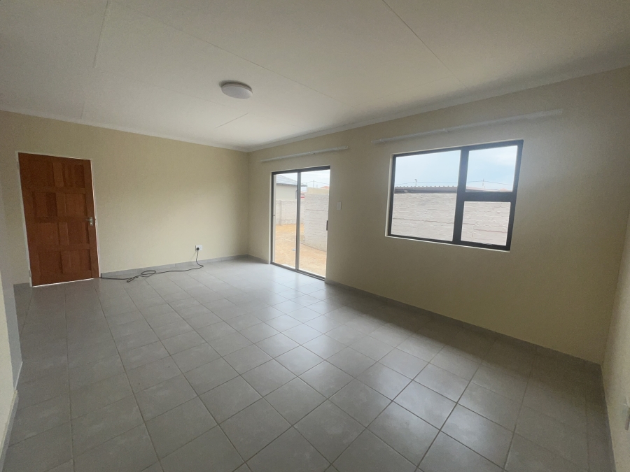 3 Bedroom Property for Sale in Azaadville Gardens Gauteng