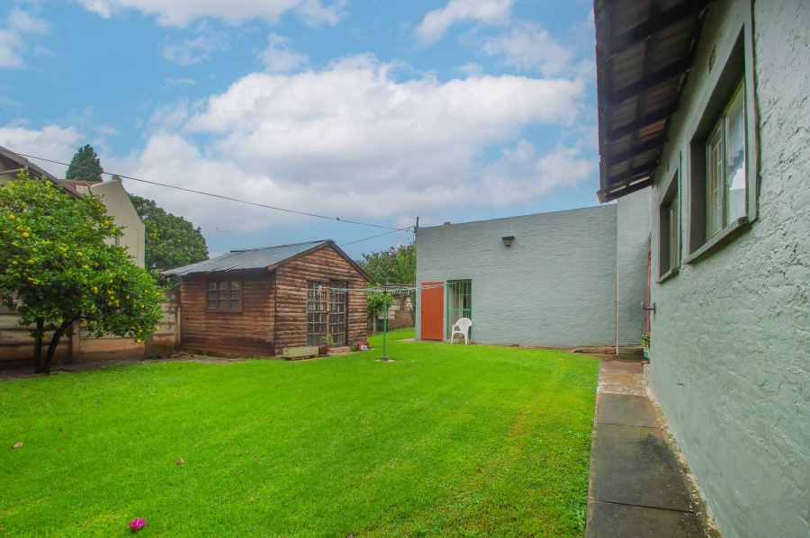 4 Bedroom Property for Sale in Strubensvallei Gauteng