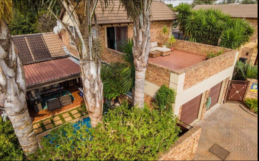 3 Bedroom Property for Sale in Glen Marais Gauteng