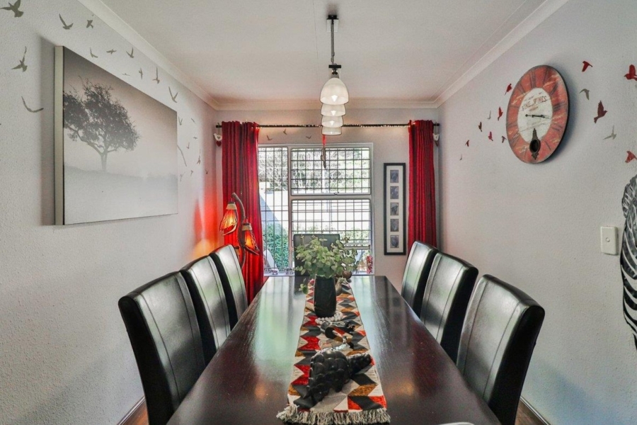 3 Bedroom Property for Sale in Glen Marais Gauteng