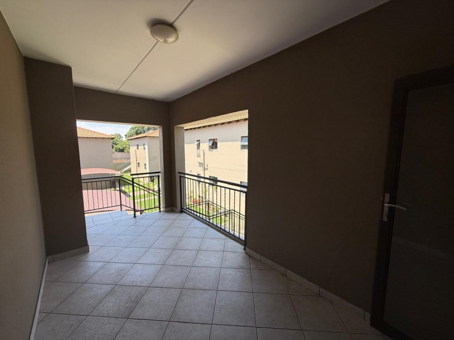 2 Bedroom Property for Sale in Goedeburg Gauteng