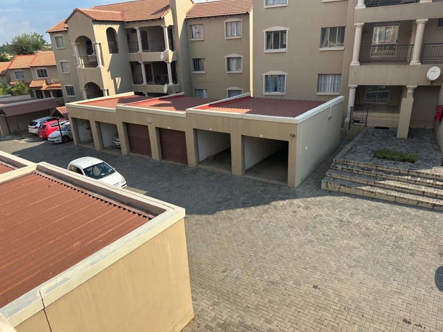 2 Bedroom Property for Sale in Noordhang Gauteng