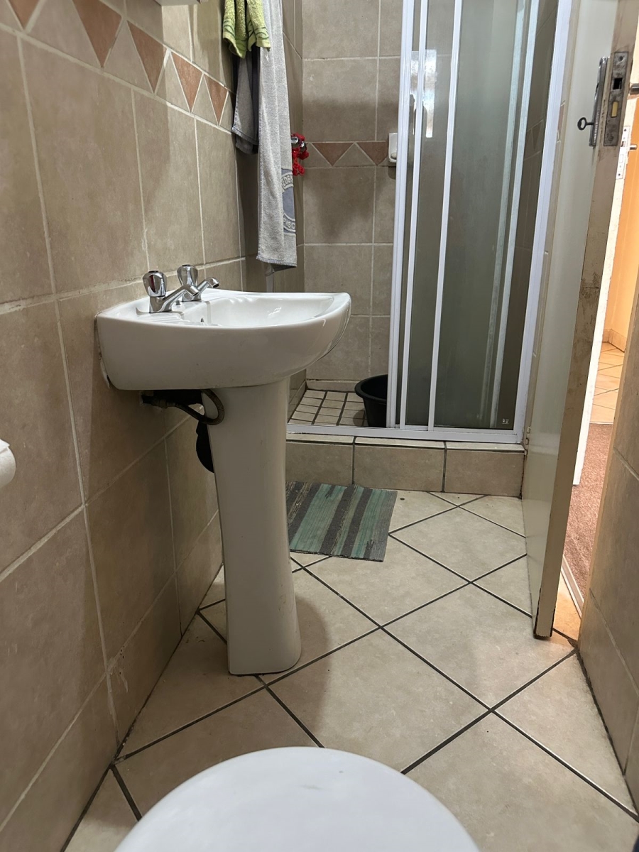 2 Bedroom Property for Sale in Noordhang Gauteng
