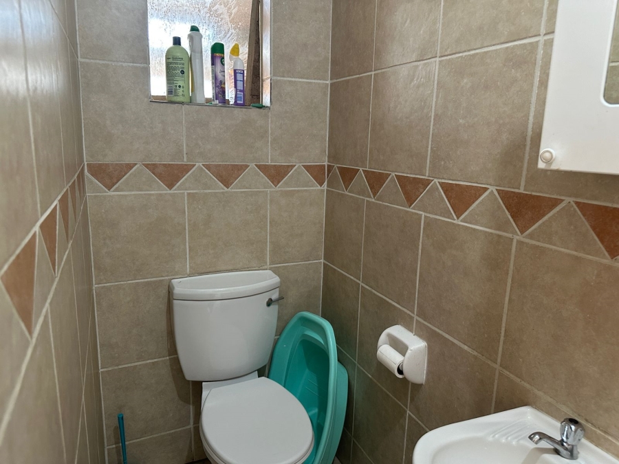 2 Bedroom Property for Sale in Noordhang Gauteng