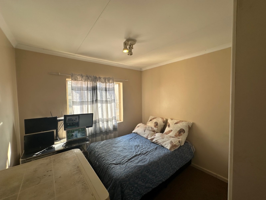 2 Bedroom Property for Sale in Noordhang Gauteng