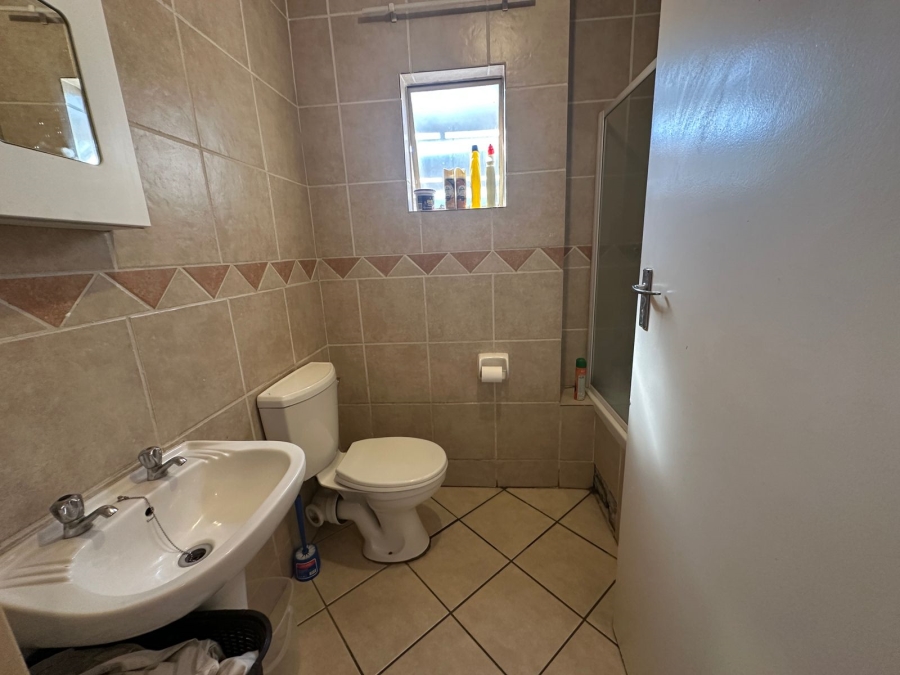 2 Bedroom Property for Sale in Noordhang Gauteng