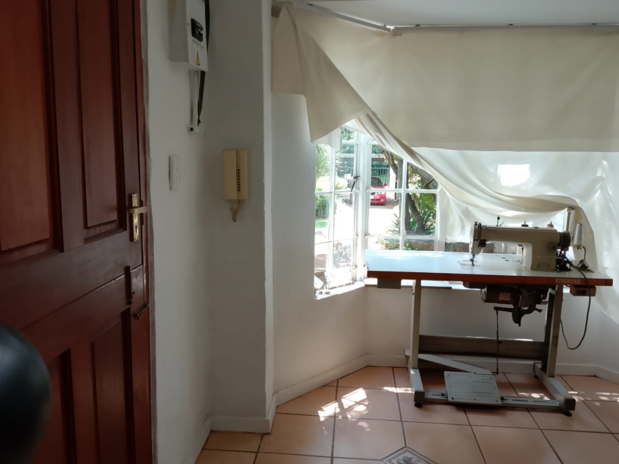 To Let 1 Bedroom Property for Rent in Franklin Roosevelt Park Gauteng