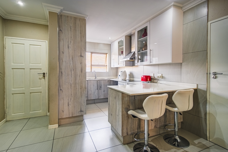 3 Bedroom Property for Sale in Helderwyk Gauteng