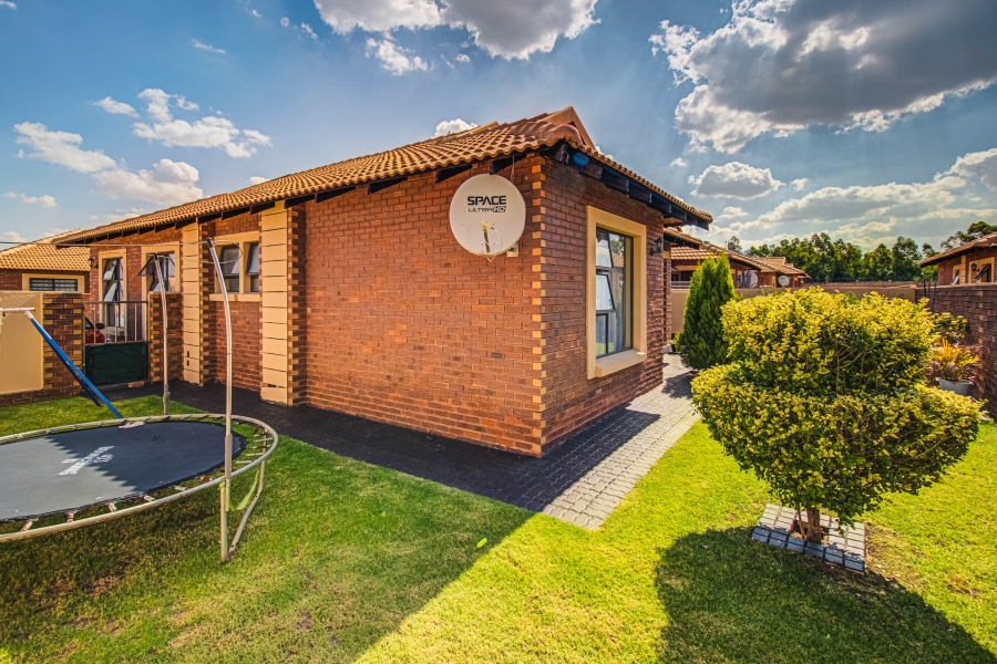 3 Bedroom Property for Sale in Helderwyk Gauteng