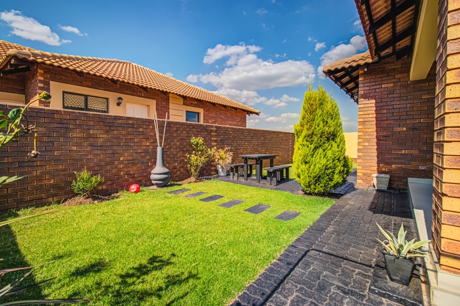 3 Bedroom Property for Sale in Helderwyk Gauteng