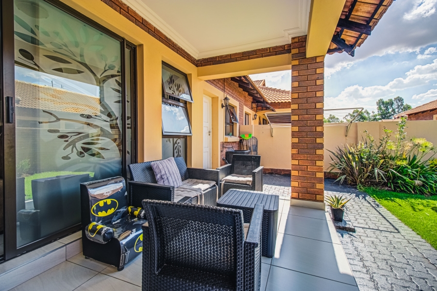 3 Bedroom Property for Sale in Helderwyk Gauteng