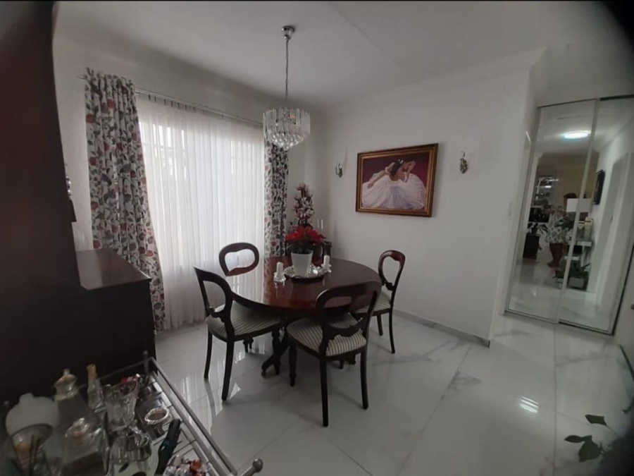 2 Bedroom Property for Sale in Sunward Park Gauteng