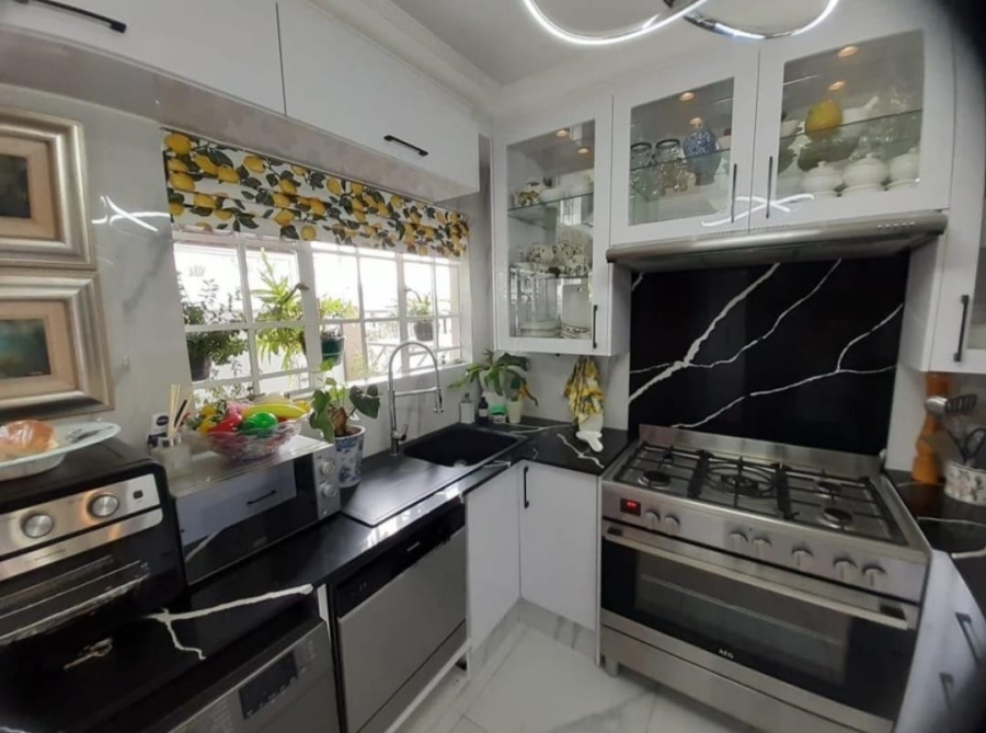 2 Bedroom Property for Sale in Sunward Park Gauteng