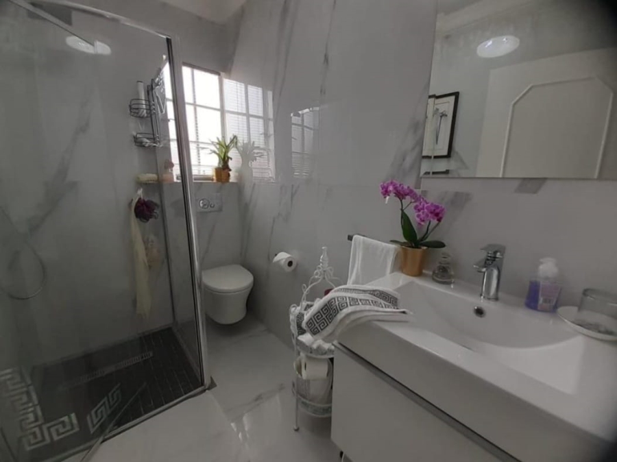 2 Bedroom Property for Sale in Sunward Park Gauteng