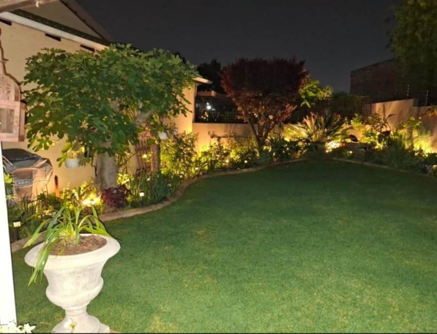 2 Bedroom Property for Sale in Sunward Park Gauteng