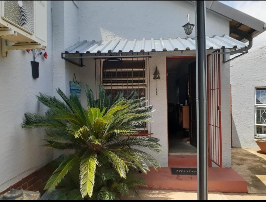 3 Bedroom Property for Sale in Elspark Gauteng