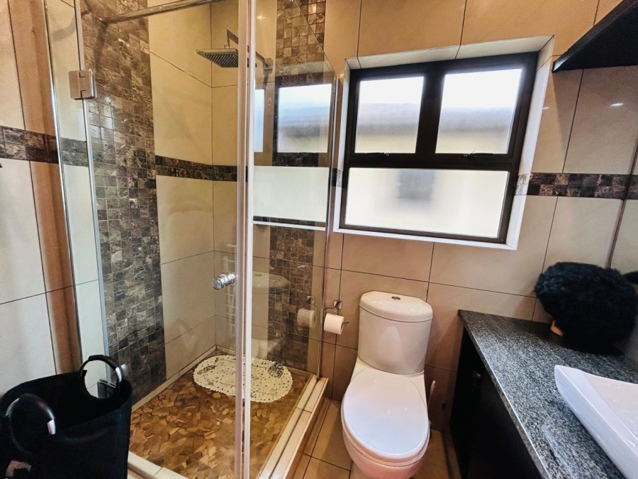 3 Bedroom Property for Sale in Selcourt Gauteng