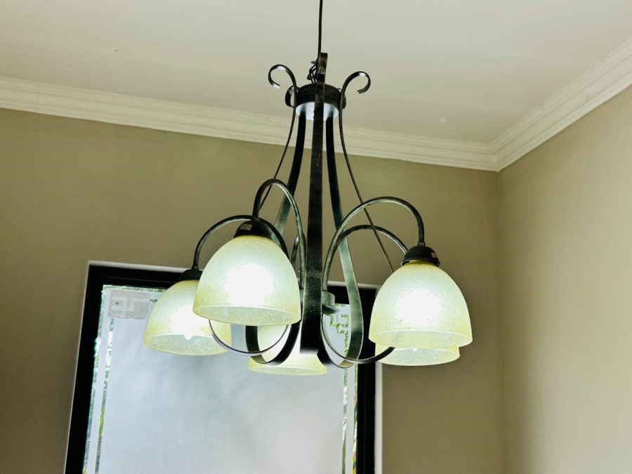 3 Bedroom Property for Sale in Selcourt Gauteng