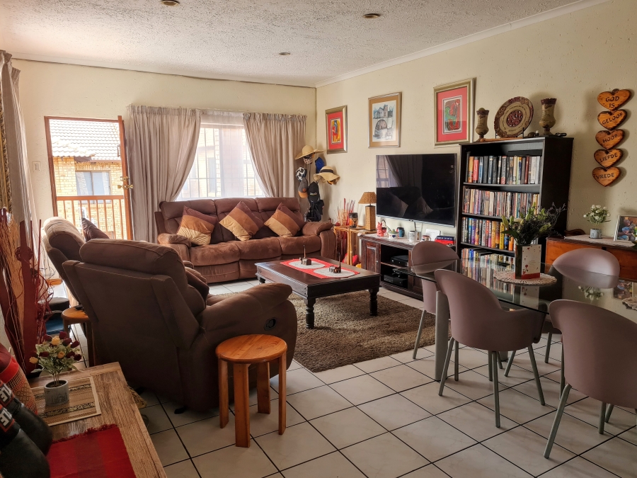 2 Bedroom Property for Sale in Eastleigh Gauteng