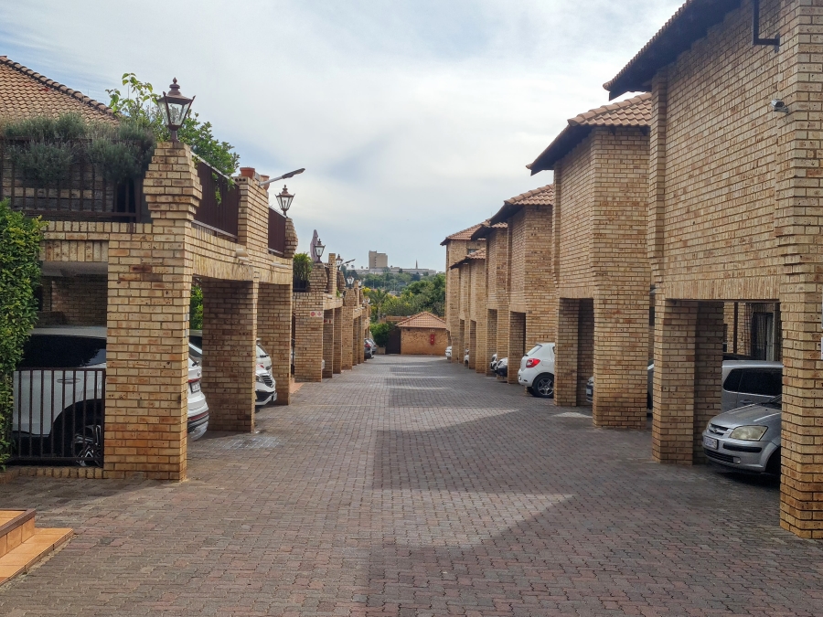 2 Bedroom Property for Sale in Eastleigh Gauteng