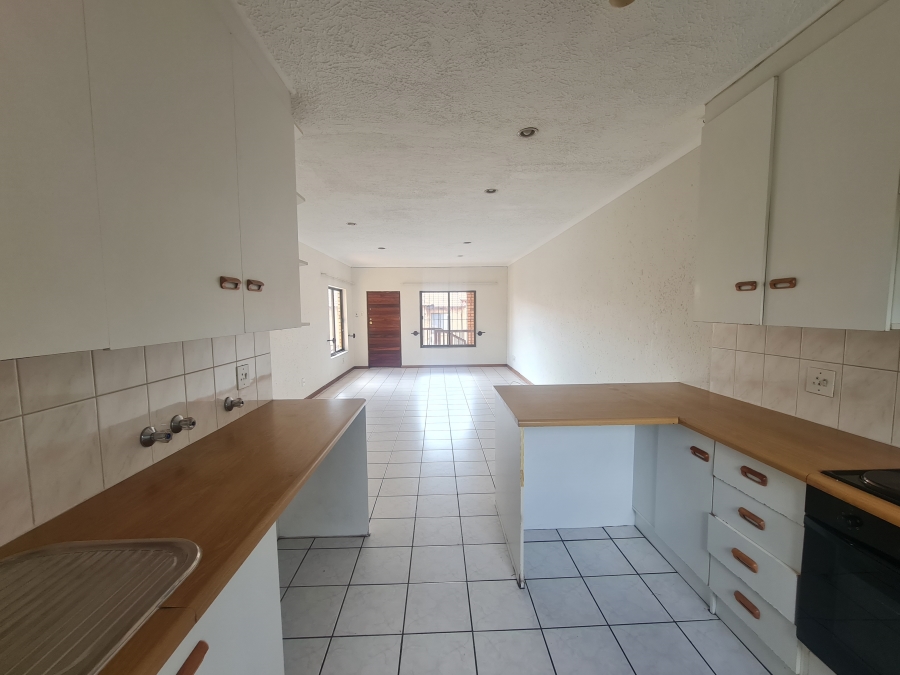 2 Bedroom Property for Sale in Eastleigh Gauteng