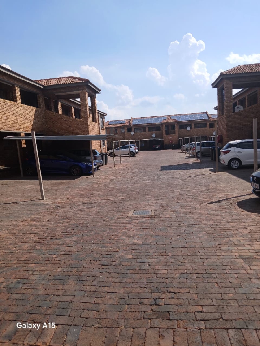 2 Bedroom Property for Sale in Krugersrus Gauteng