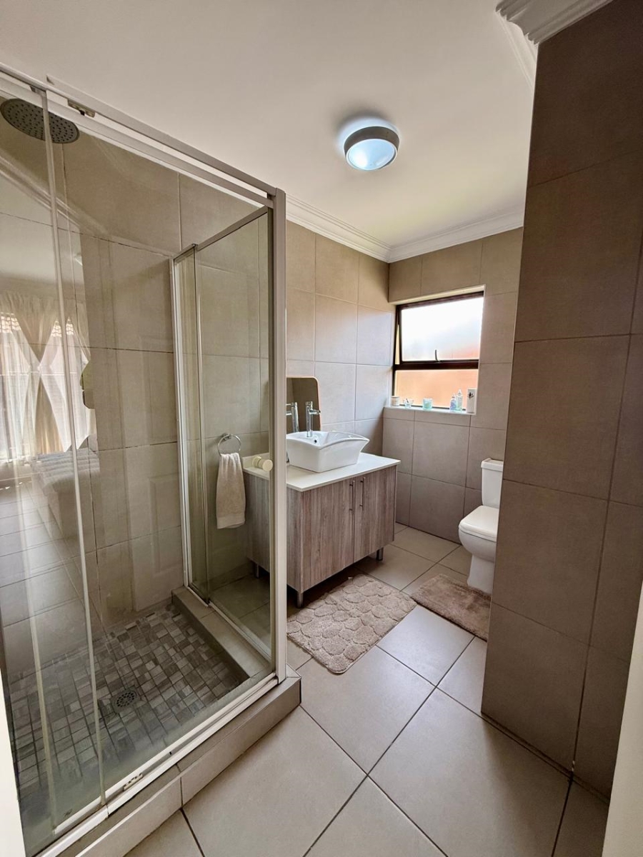 3 Bedroom Property for Sale in Helderwyk Gauteng