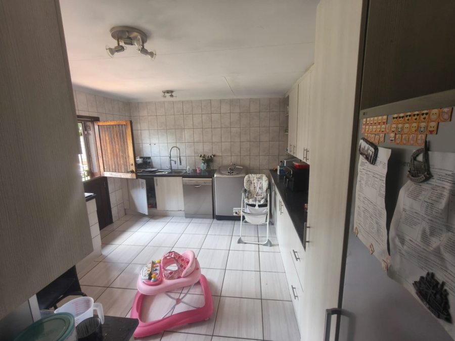 3 Bedroom Property for Sale in Birch Acres Gauteng