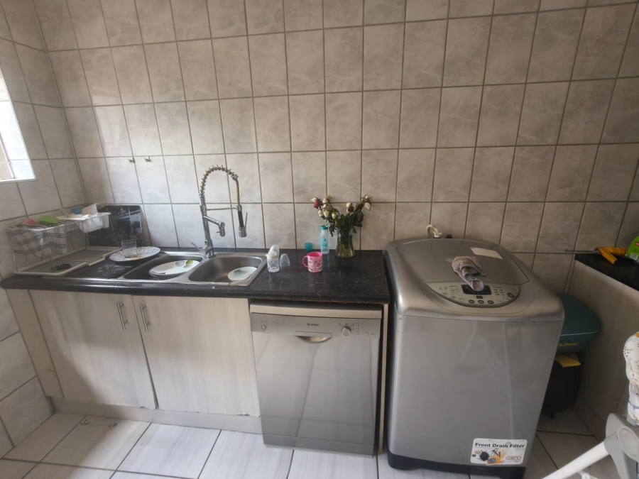 3 Bedroom Property for Sale in Birch Acres Gauteng