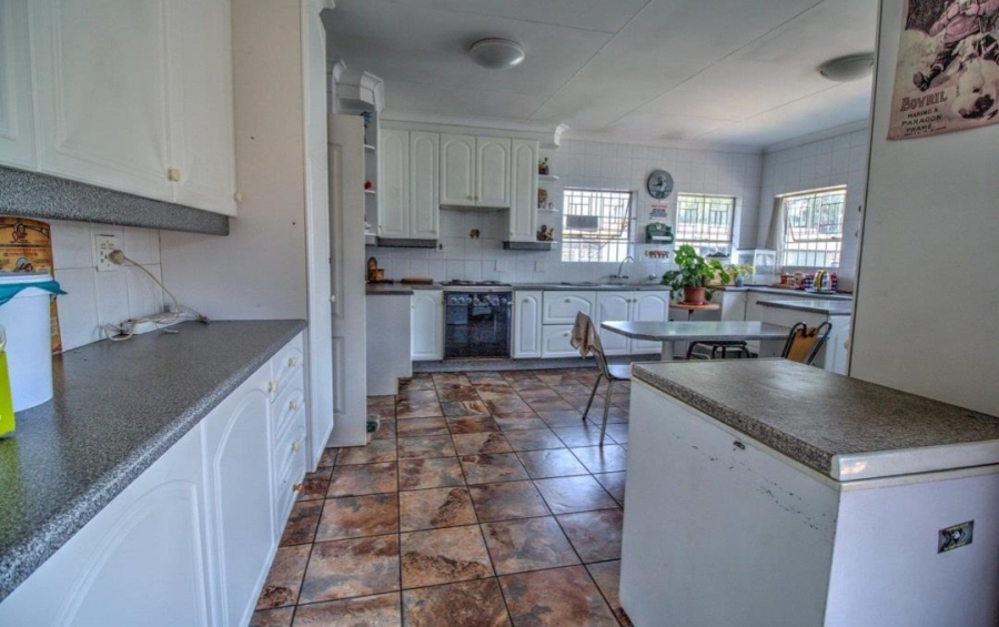 3 Bedroom Property for Sale in Nimrod Park Gauteng