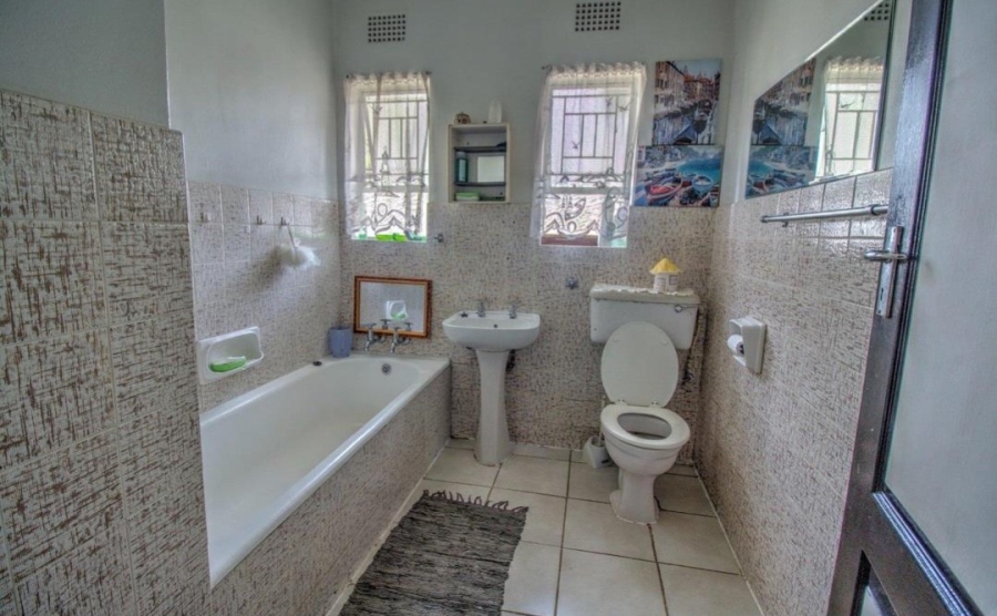 3 Bedroom Property for Sale in Nimrod Park Gauteng