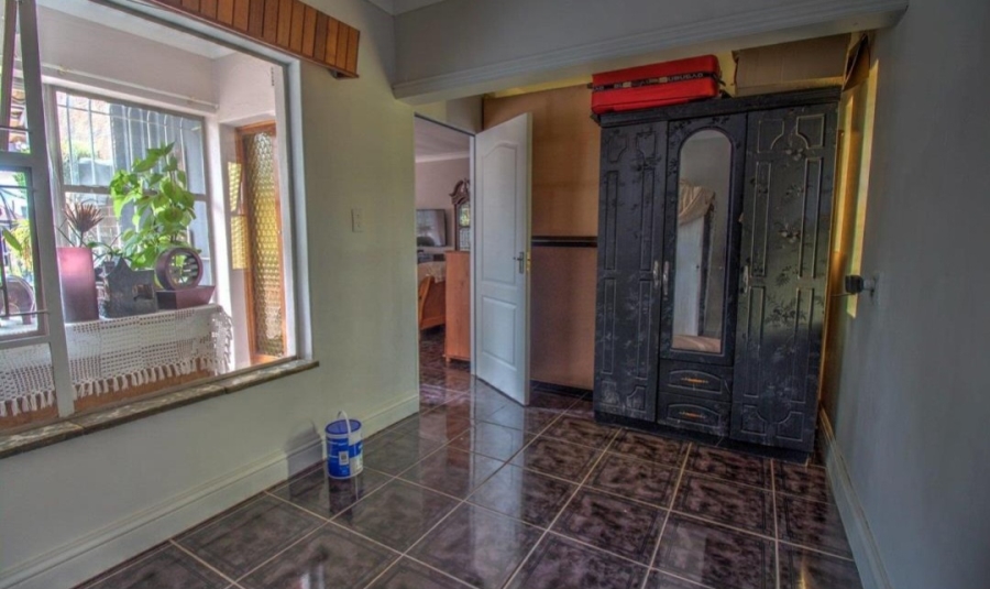 3 Bedroom Property for Sale in Nimrod Park Gauteng