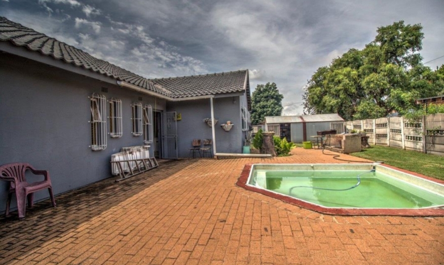 3 Bedroom Property for Sale in Nimrod Park Gauteng