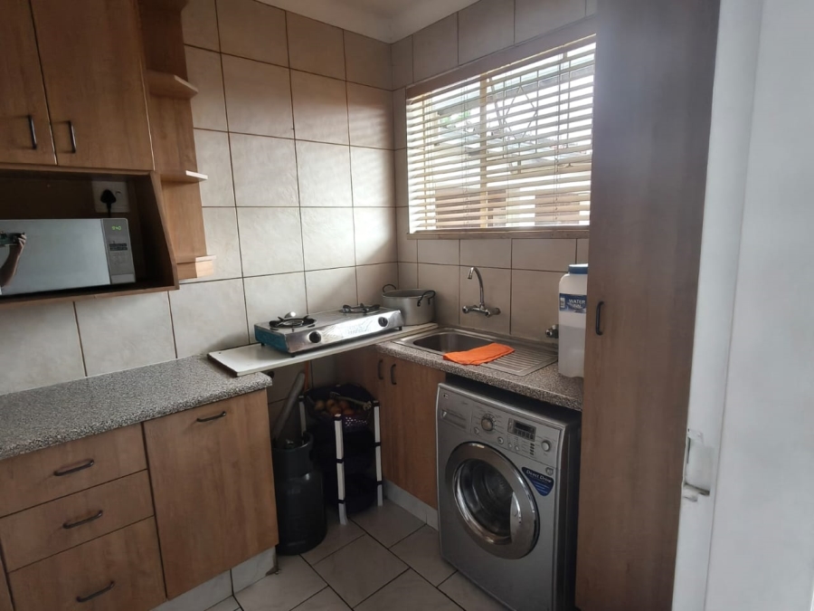 2 Bedroom Property for Sale in Allen Grove Gauteng