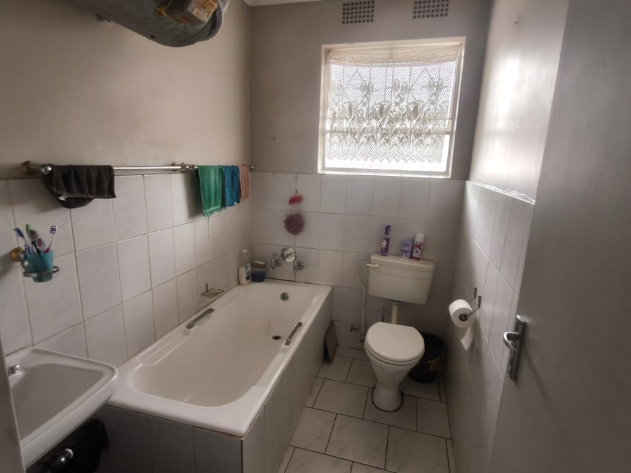 2 Bedroom Property for Sale in Allen Grove Gauteng