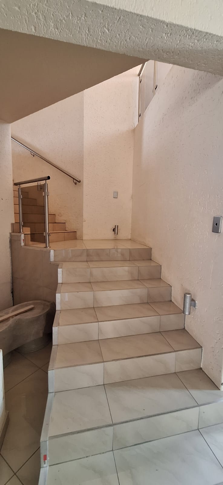 5 Bedroom Property for Sale in Sonneveld Gauteng