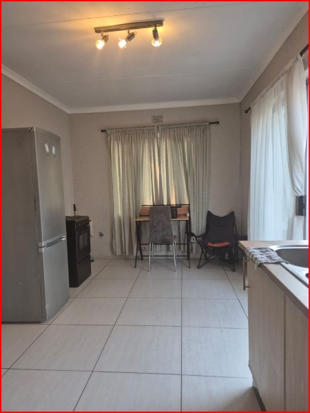 To Let 4 Bedroom Property for Rent in Douglasdale Gauteng