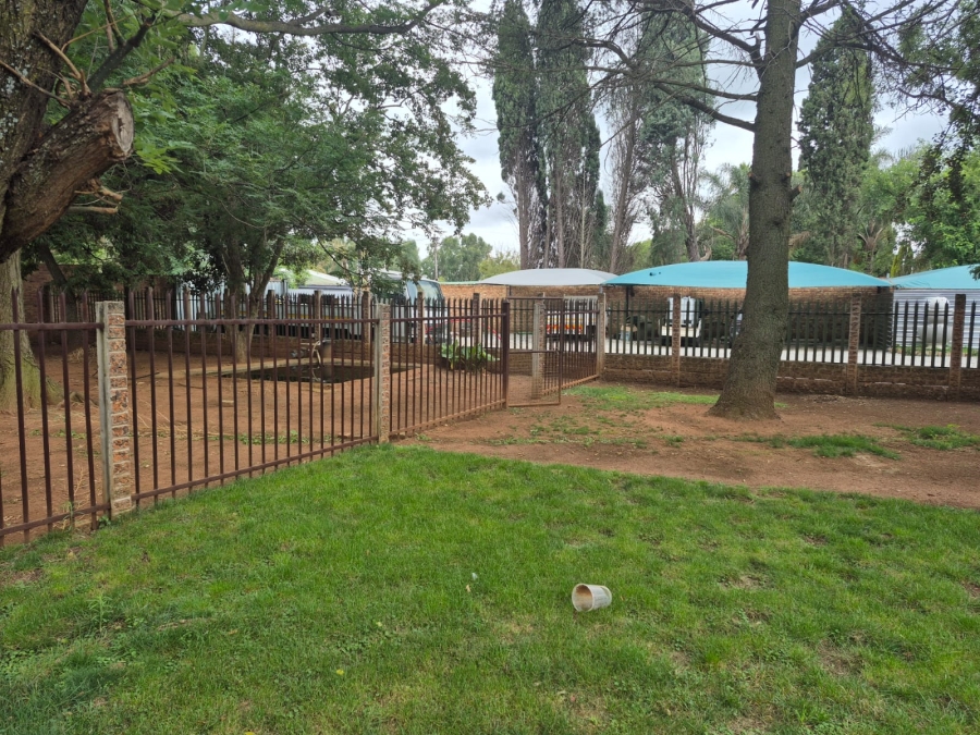 11 Bedroom Property for Sale in Bredell Gauteng