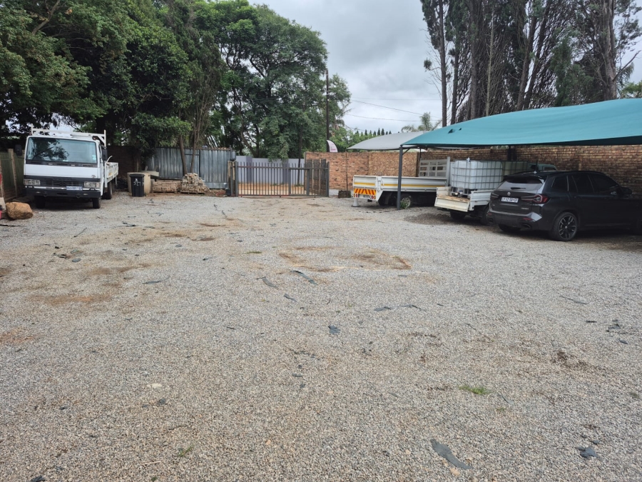 11 Bedroom Property for Sale in Bredell Gauteng