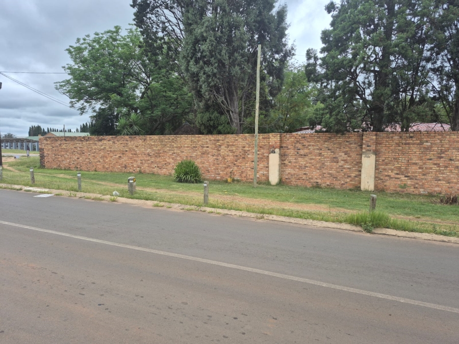 11 Bedroom Property for Sale in Bredell Gauteng