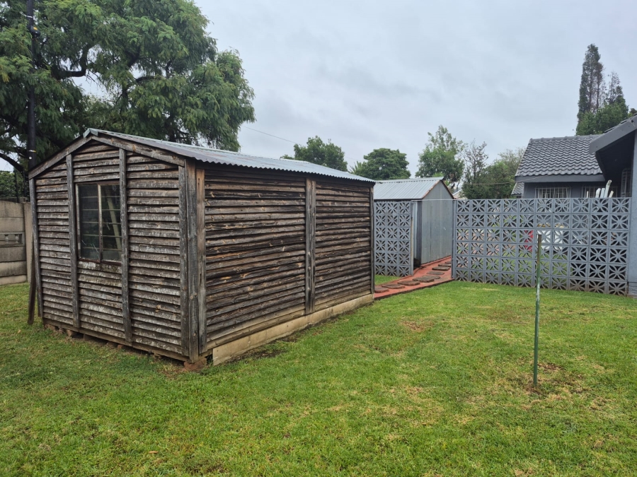 3 Bedroom Property for Sale in Nimrod Park Gauteng