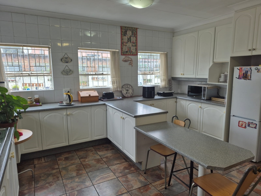 3 Bedroom Property for Sale in Nimrod Park Gauteng