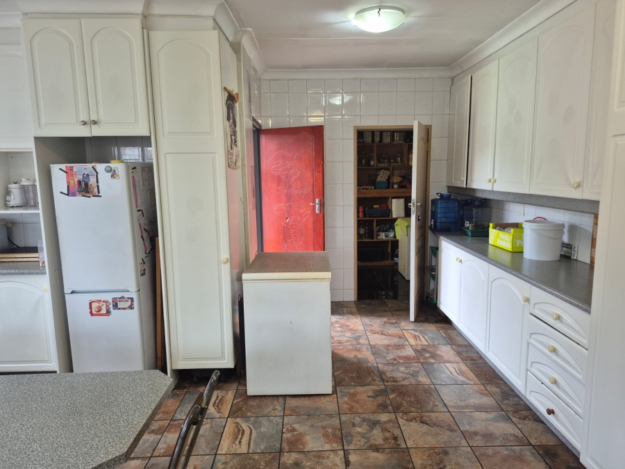 3 Bedroom Property for Sale in Nimrod Park Gauteng