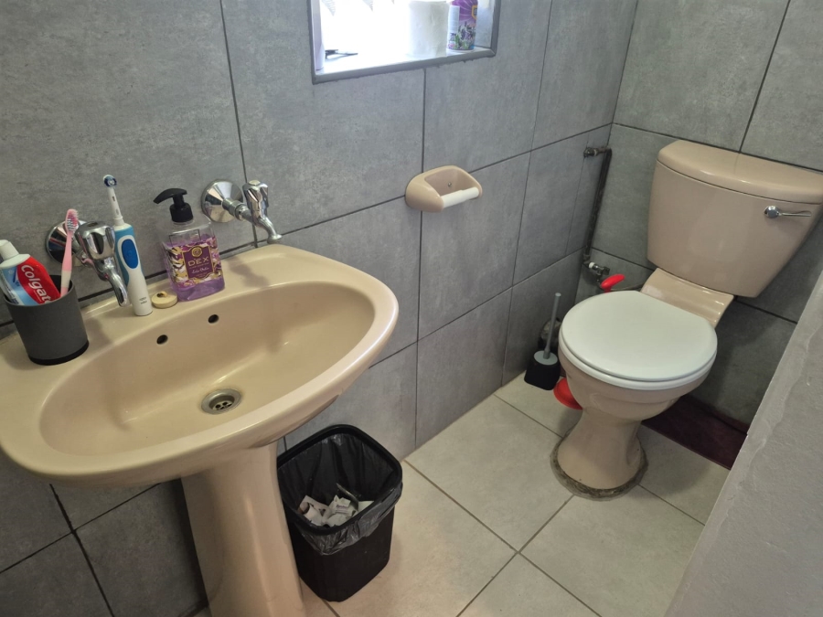 3 Bedroom Property for Sale in Nimrod Park Gauteng