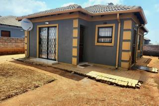 3 Bedroom Property for Sale in Crystal Park Gauteng