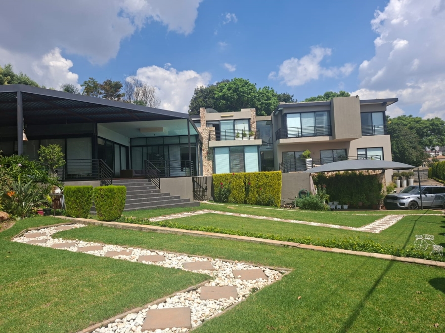 To Let 4 Bedroom Property for Rent in Bedfordview Gauteng