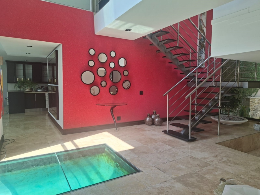 To Let 4 Bedroom Property for Rent in Bedfordview Gauteng