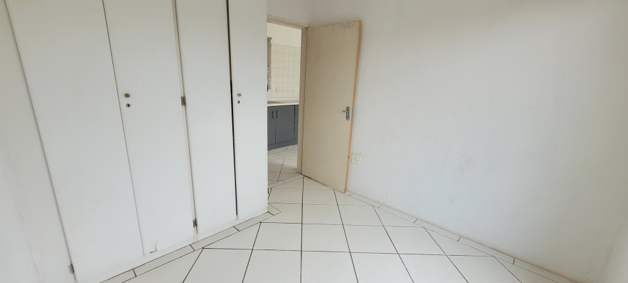 1 Bedroom Property for Sale in Terenure Gauteng